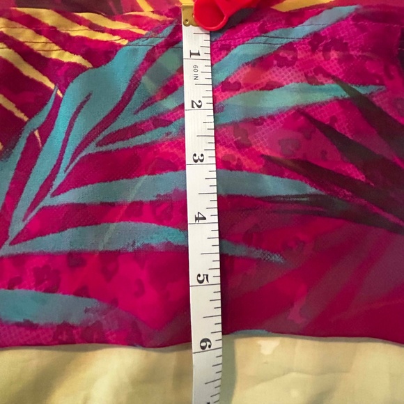 NEW PHOTOS! COVER UP, TROPICAL PRINT, COLOUR: SMASHED BERRIES, SIZE 5X, LONG - Picture 7 of 13